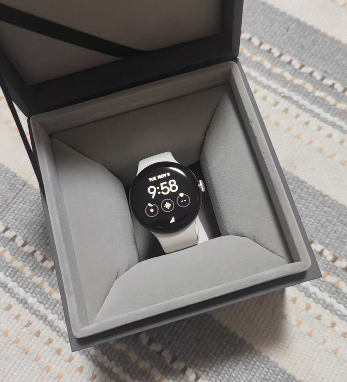(원래 포장 없음) 구글 픽셀 워치 3 41mm 45m - Hybrid Smartwatch 리뷰 및 가격
